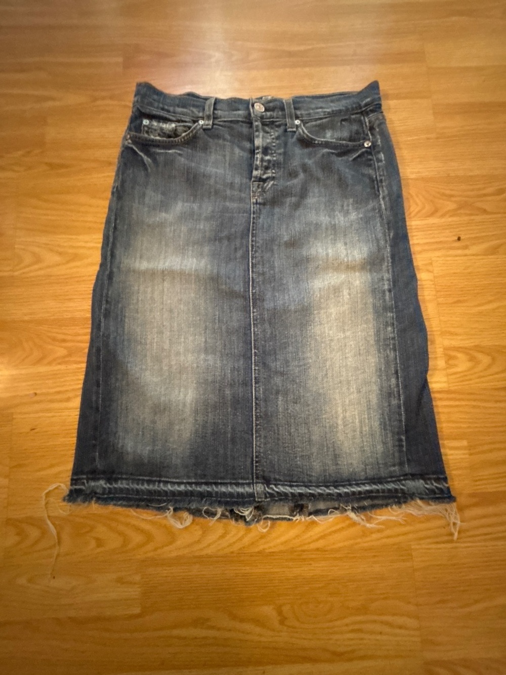 7 for all Mankind skirt size 27